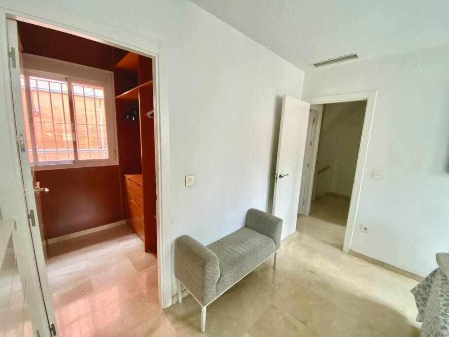 Ferienwohnung Atico Triplex En Pleno Triana Sevilla Exterior foto